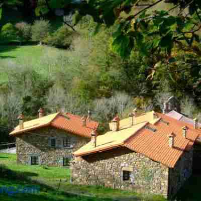 Las Casucas de Ason Hotel Exterior
