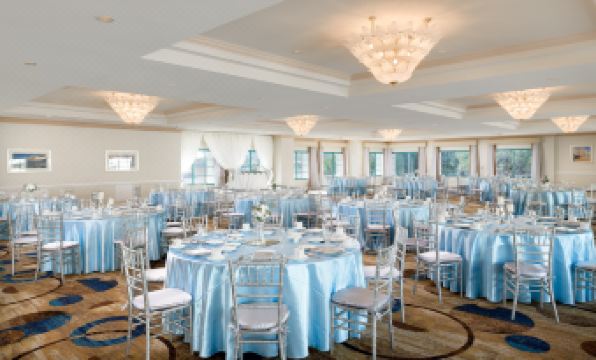 DoubleTree by Hilton San Pedro - Port of Los Angeles