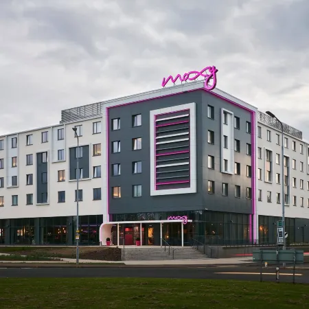 Moxy Edinburgh Airport