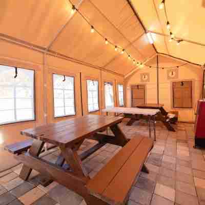 강릉 란트루헤펜션 Dining/Meeting Rooms