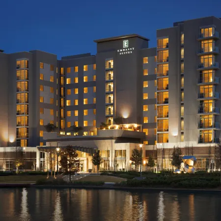 Embassy Suites by Hilton the Woodlands® at Hughes Landing