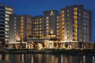 Embassy Suites by Hilton the Woodlands® at Hughes Landing Hôtels à proximité de : SMGSL