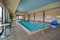 Home2 Suites by Hilton - Wichita Northeast - Pools