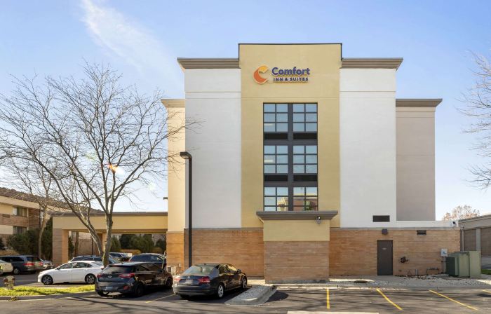 Comfort Inn & Suites Arlington Heights - Schaumburg