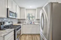 Music inspired Modern stay in The Woodlands.