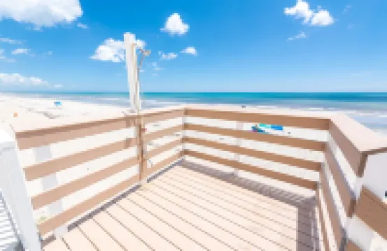 Oceanfront 2Br Condo w/ Balcony at Paradise Beach Club, Unit 334
