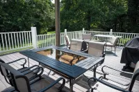 “Whole Home Near Roanoke • Ideal 10+ Night Stay - VT, Hollins Liberty Graduation