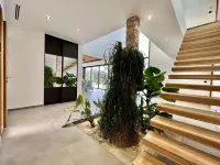 Luxurious villa with pool, jacuzzi and exceptional view! 5 minutes from the beach