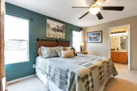 Modern Cabin Vibe, With great back yard to relax in. New furnishings and hot tub
