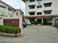 Jitwilai Place Hotell i Ho Rattanachai