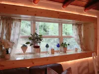REST ASSURED WITH HOT TUB AND COMFORT OF THIS HOME! Hotels in Catheys Creek