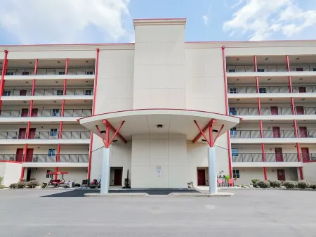 Bristol Speedway Condo- Centrally located Hard Rock Casino, Downtown, Speedway