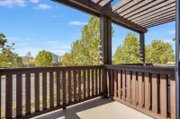 Cozy and Peaceful 3br/3.5bath. SF Bay Area Hotels near Amtrak - Fremont