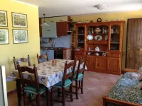 Lovely apartment in the Cerri area Hoteles en L'Aquila