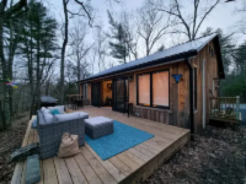 Cabin 85: 2 Bedrooms + 2 Lofts Perfect Retreat!
