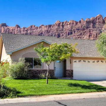 TDS 2 Single-Level Spacious Townhome! Near Arches National Park