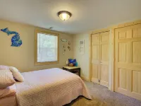 Relaxing Getaway with that UP North Feel! Hotels in Gladwin County