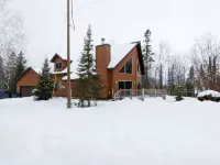 Room to gather inside and out with Rainy Lake access! Các khách sạn ở Koochiching County