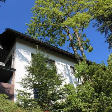 Cozy, comfortably furnished apartment for up to 7 people with balcony