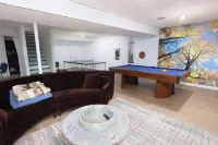 Spacious & Secluded Mountain Retreat by Bryce Resort: Ski, Mtn Bike, Game room