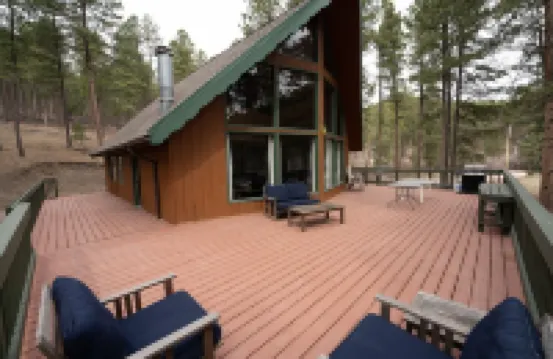 The Meadow Inn - Secluded Central Black Hills Cabin!  WiFi!