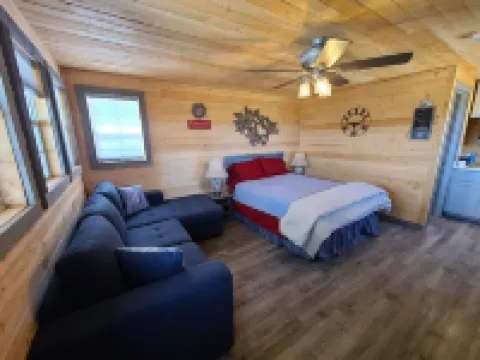 Wanderlust & Desert Dust: 1B+1B Near Big Bend Park