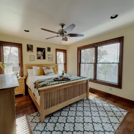 Family Friendly cabin with Mountain views