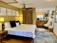 Large Deck, BBQ Grill, Fire Pit & Arkansas Sunsets- the Perfect Spring Evening!