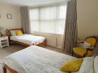 Durham, 3 bedroom Cottage in village location near Durham city,  pet friendly