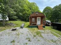 Pickles Place<br>Cabin located at trailhead of Hatfield and Mccoy/outlaw trails