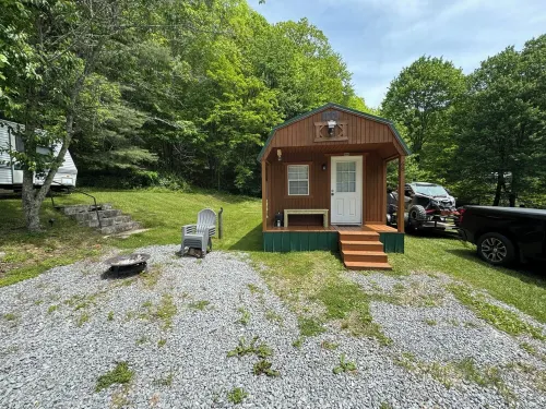 Pickles Place<br>Cabin located at trailhead of Hatfield and Mccoy/outlaw trails