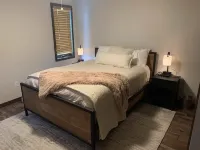 East Vail Spacious Remodeled Ski Retreat with Private Hot Tub