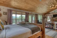 Rooster Ridge Studio - Mountain View - Hot Tub