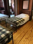 Hocking Hills Serenity Chalet with Hot tub!