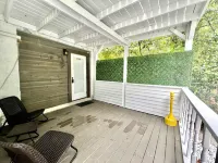 Historic Romance Studio B