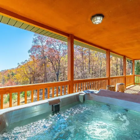 Cast Iron Cabin - Hot Tub & Mountain View - Near Chattanooga