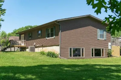 Hideaway in the Millville Valley