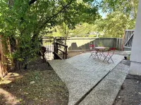 Sun-Lit 2-Story Gem: Luxe Beds-Heated Floor-Near Shops-Dining-Fun,Great for Fams Hotels near Rossmoor Shopping Center