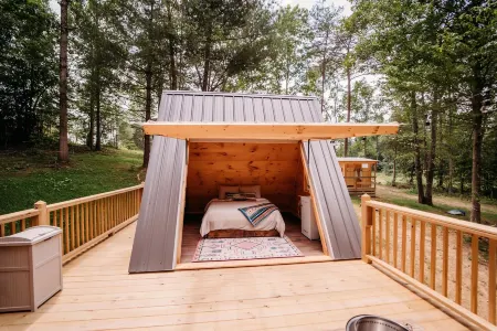 Black Creek Glamping