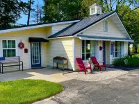 Enjoy the beautiful views of the Muskegon River near Hardy Dam and Dragon Trail Hotels in Newaygo County