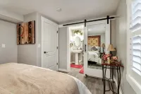 The Suite at the Cedars