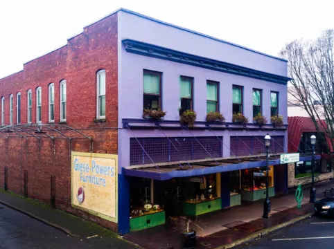 The Heart of Living Downtown!  City Center Salem in a Lovely Historical Building