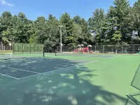 Beautiful & Cozy 2 BR/ 2Beds/ Netflix/Alexa/Roku. Hotels in Shrewsbury