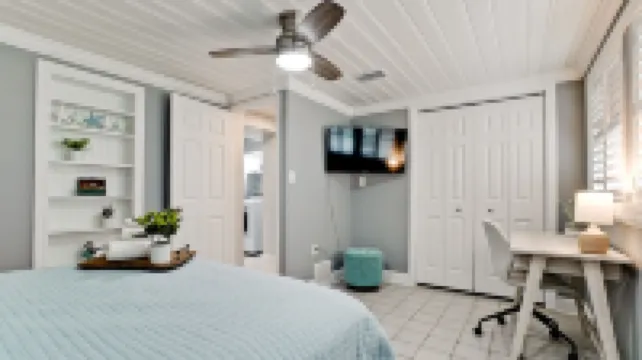 Close to Anna Maria Island! Sleeps 12 in Beds. Family Friendly Amenities!