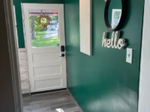 Cozy Haven Little Hidden Gem Sleeps 4 Hotels in Ste. Genevieve County