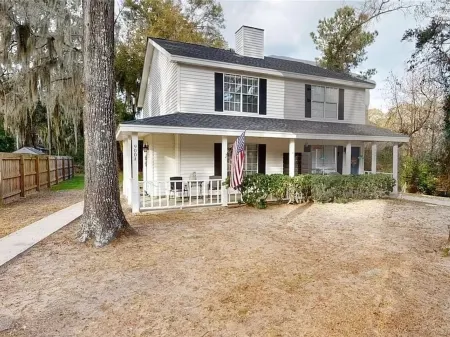 Cozy, Coastal Retreat! Minutes from Parris Island! Отели в г. Порт Ройал