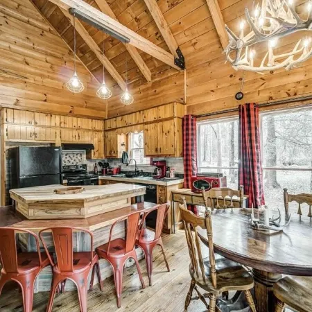 Gold Mine Cabin - 3mins to Wolf Mnt Winery