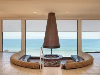 NEW! Modern Coastal New-Build Home With Private Beach Access in Gated Community Hotel di Solana Beach