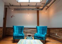 Large Studio Suite in the Middle of Downtown JC