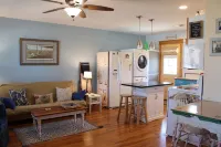 Cute cottage within walking distance to historic downtown Beaufort, NC. Hotels in Beaufort